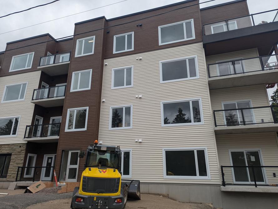 Vinyl and JamesHardie siding in Shediac